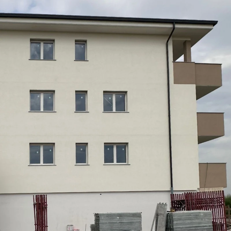 tinteggiatura-esterna-e-rifacimento-facciate-a-varese-e-milano